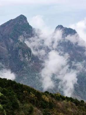 我们曾经翻过那座山英文 我们曾经翻过那座山英文